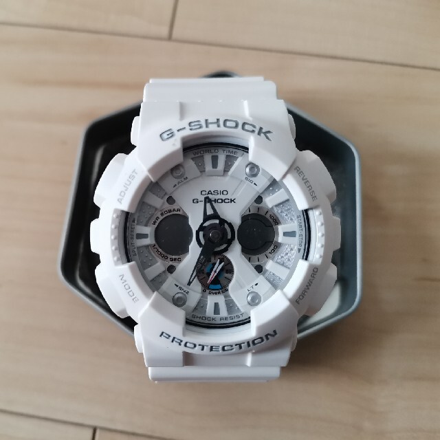 G-SHOCK(ジーショック)のG-SHOCKプロテクションGA-120 メンズの時計(ラバーベルト)の商品写真