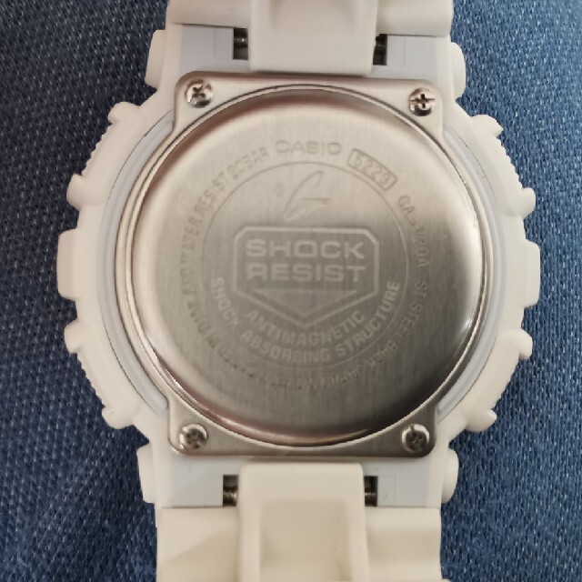 G-SHOCK(ジーショック)のG-SHOCKプロテクションGA-120 メンズの時計(ラバーベルト)の商品写真