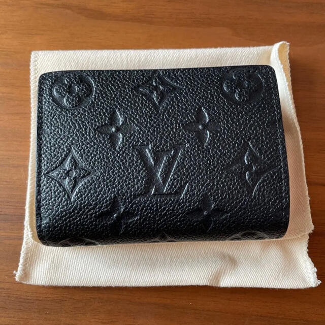 LOUIS VUITTON(ルイヴィトン)のルイヴィトン　ポルトフォイユクレア　折りたたみ財布 レディースのファッション小物(財布)の商品写真