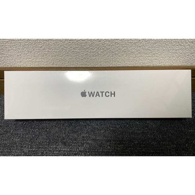 【新品未使用】Apple Watch SE 40mm シルバーアルミニウムケース
