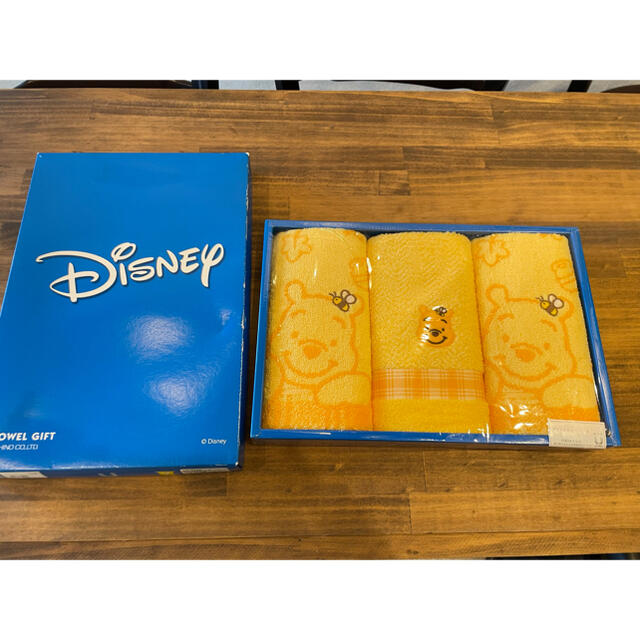 Disney(ディズニー)の☆新品☆ぷ〜さんのハンドタオルセット💛 エンタメ/ホビーのアニメグッズ(タオル)の商品写真