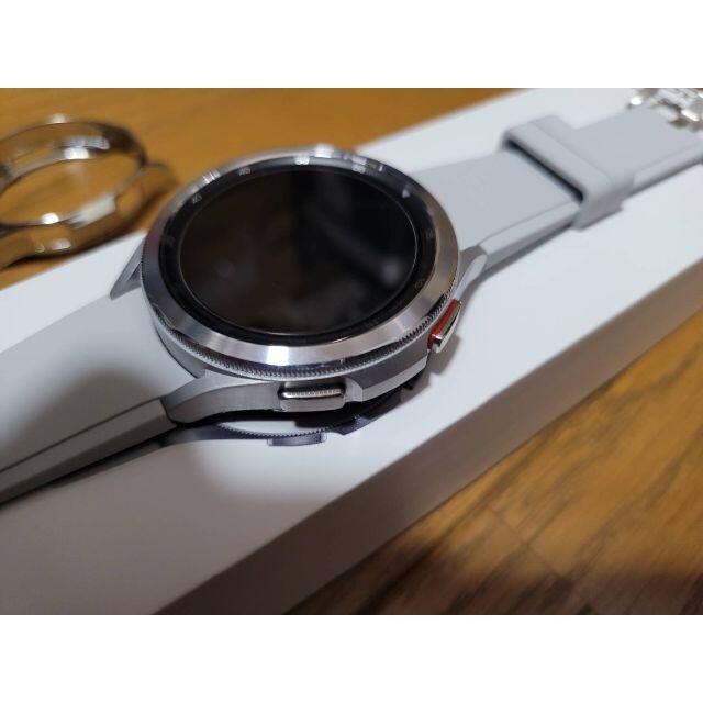 Samsung　Galaxy　Watch4　シルバー　美品　46mm スマホ/家電/カメラのスマートフォン/携帯電話(その他)の商品写真