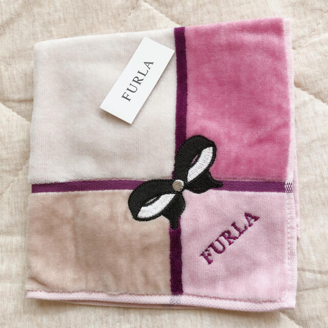Furla(フルラ)のフルラ FURLA ハンカチ レディースのファッション小物(ハンカチ)の商品写真