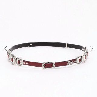 トーガ(TOGA)の定価2.5万 新品 TOGA PULLA Metal concho belt(ベルト)