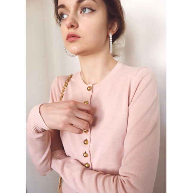 epine é button spring cardigan baby pink レディースのトップス(カーディガン)の商品写真