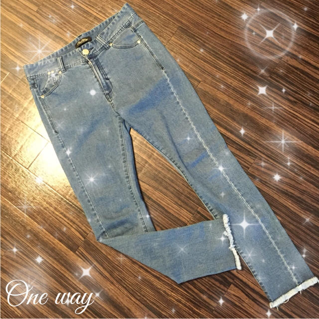 one*way(ワンウェイ)のone way★デニム★ハイウエスト★フリンジ★パンツ レディースのパンツ(デニム/ジーンズ)の商品写真