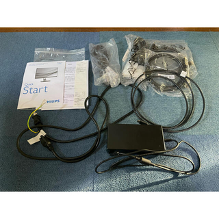 55296x31104縦横比美品！Philips USB-Cドック搭載液晶モニター 258B6QUEB/11