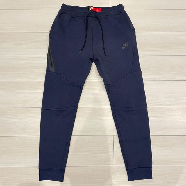 NIKE(ナイキ)のNIKE Tech Fleece Jogger Pants - Navy M メンズのトップス(スウェット)の商品写真