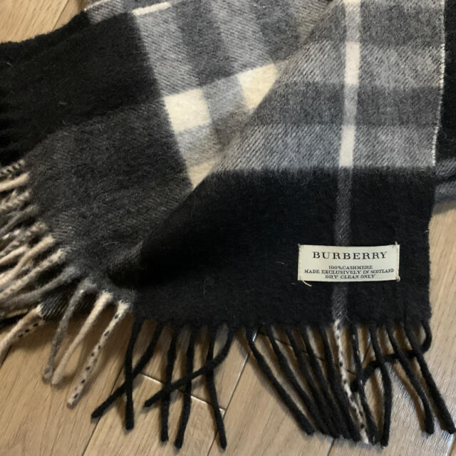 BURBERRY(バーバリー)のバーバリーマフラー レディースのファッション小物(マフラー/ショール)の商品写真