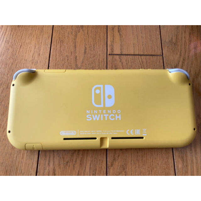 Nintendo Switch(ニンテンドースイッチ)のNintendo Switch Lite イエロー　本体 エンタメ/ホビーのゲームソフト/ゲーム機本体(家庭用ゲーム機本体)の商品写真