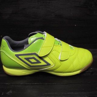 アンブロ(UMBRO)の新品　アンブロ　18.0㎝(スニーカー)