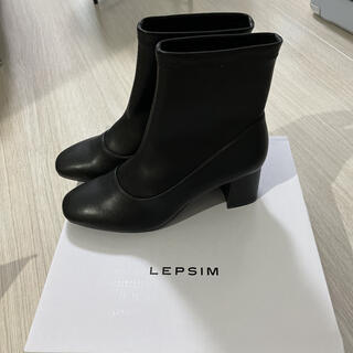 レプシィム(LEPSIM)の新品　LEPSIM ショートブーツ　ブーツ(ブーツ)