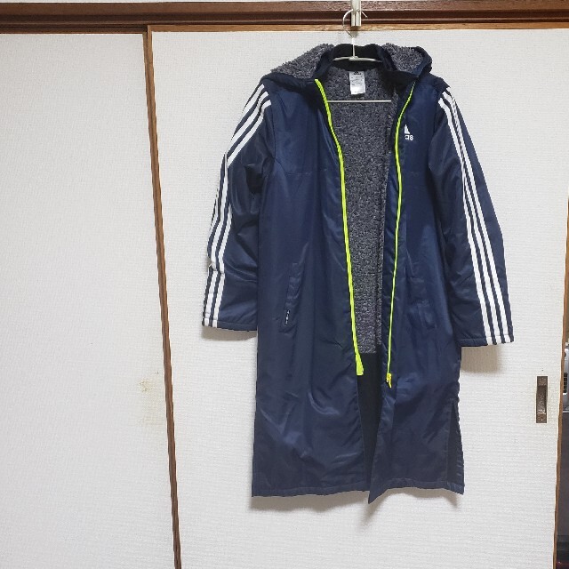 adidas(アディダス)のベンチコート　adidas　160センチ キッズ/ベビー/マタニティのキッズ服男の子用(90cm~)(コート)の商品写真