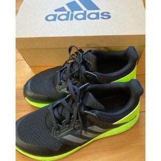 アディダス(adidas)のadidasスニーカー(スニーカー)