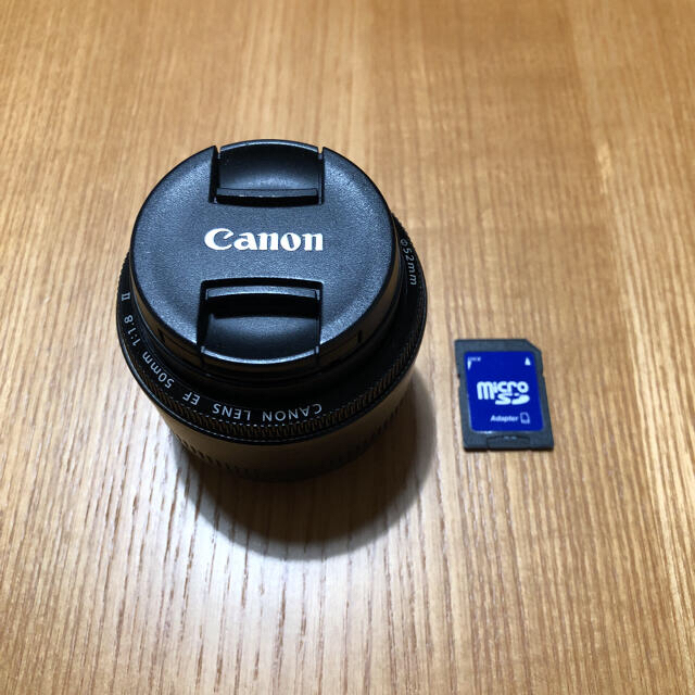 Canon(キヤノン)のおまけ有Canon EOS KISS X7i EF-S18-135 IS STM スマホ/家電/カメラのカメラ(デジタル一眼)の商品写真