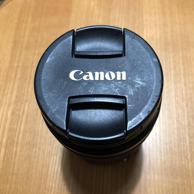 Canon(キヤノン)のおまけ有Canon EOS KISS X7i EF-S18-135 IS STM スマホ/家電/カメラのカメラ(デジタル一眼)の商品写真