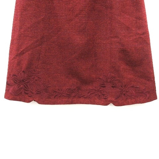 Rirandture(リランドチュール)のリランドチュール Rirandture 台形スカート ミニ 刺繍 2 赤 レッド レディースのスカート(ミニスカート)の商品写真