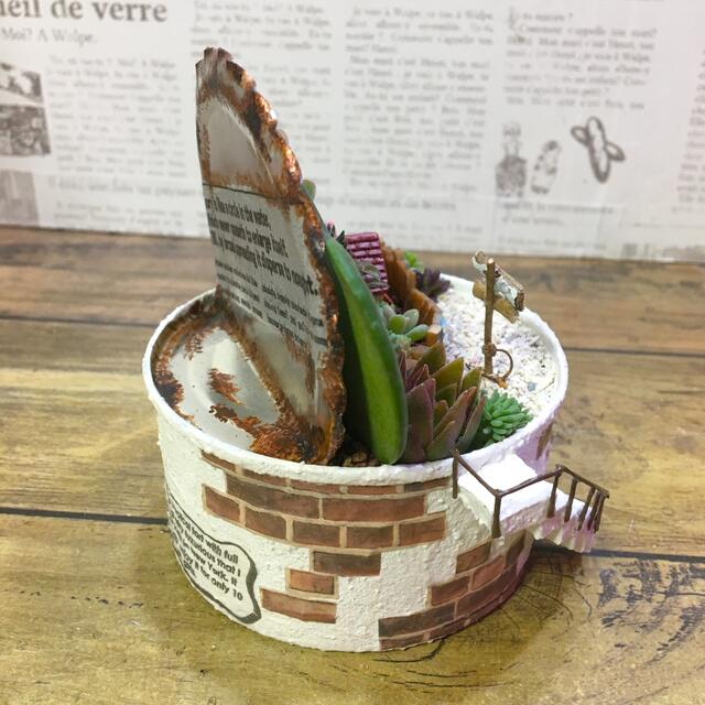 多肉植物の寄せ植え　リメ缶妖精の庭 ハンドメイドのフラワー/ガーデン(その他)の商品写真