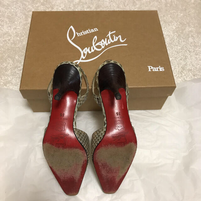 Christian Louboutin(クリスチャンルブタン)のChristian Louboutin パイソン皮バックベルトパンプス レディースの靴/シューズ(ハイヒール/パンプス)の商品写真