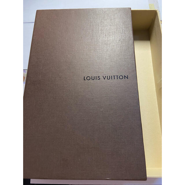 LOUIS VUITTON(ルイヴィトン)のルイヴィトン☆カチューシャ 美品 レディースのヘアアクセサリー(カチューシャ)の商品写真