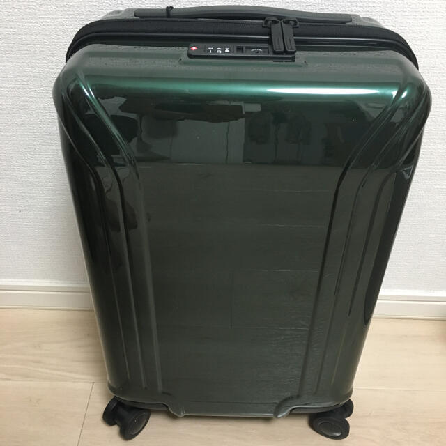 ZERO HALLIBURTON(ゼロハリバートン)のキャリーバッグ 32L ダークグリーン ゼロ・ハリバートン メンズのバッグ(ビジネスバッグ)の商品写真