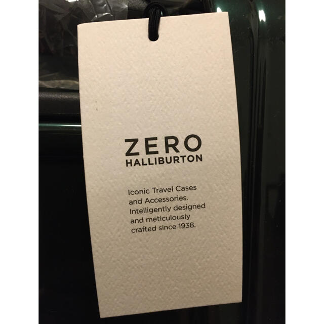 ZERO HALLIBURTON(ゼロハリバートン)のキャリーバッグ 32L ダークグリーン ゼロ・ハリバートン メンズのバッグ(ビジネスバッグ)の商品写真