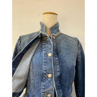 「専用アレキサンダーマックイーン デニムジャケット」に近い商品