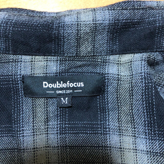 doublefocus ダブルフォーカス　メンズ　長袖シャツ　M メンズのトップス(シャツ)の商品写真