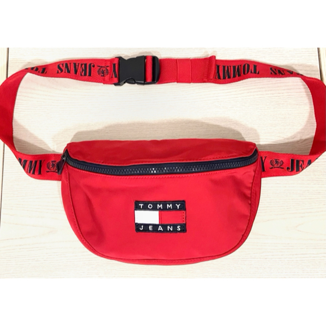 TOMMY HILFIGER(トミーヒルフィガー)のTommy Jeans 90s Cross Body Bag レディースのバッグ(ボディバッグ/ウエストポーチ)の商品写真