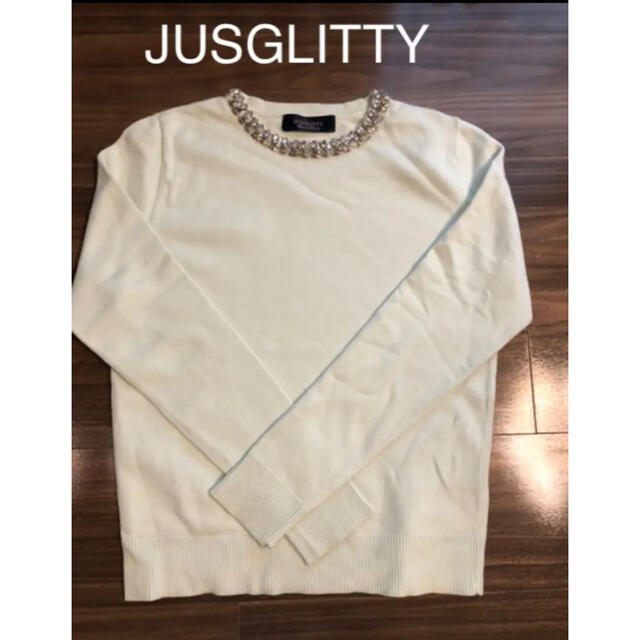 JUSGLITTY(ジャスグリッティー)のJUSGLITTY 衿ビジューニット レディースのトップス(ニット/セーター)の商品写真