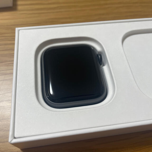 NIKE(ナイキ)のApple Watch SE メンズのファッション小物(その他)の商品写真