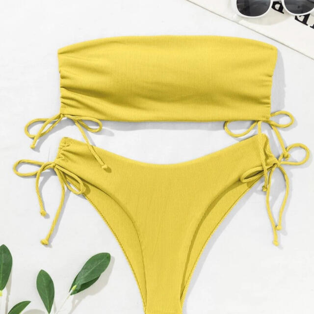 H&M(エイチアンドエム)のshein ビキニ　黄色 レディースの水着/浴衣(水着)の商品写真