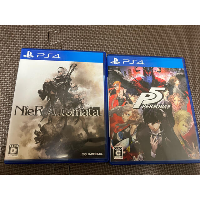 ニーアオートマタ ペルソナ5 PS4ソフト2本セット エンタメ/ホビーのゲームソフト/ゲーム機本体(家庭用ゲームソフト)の商品写真