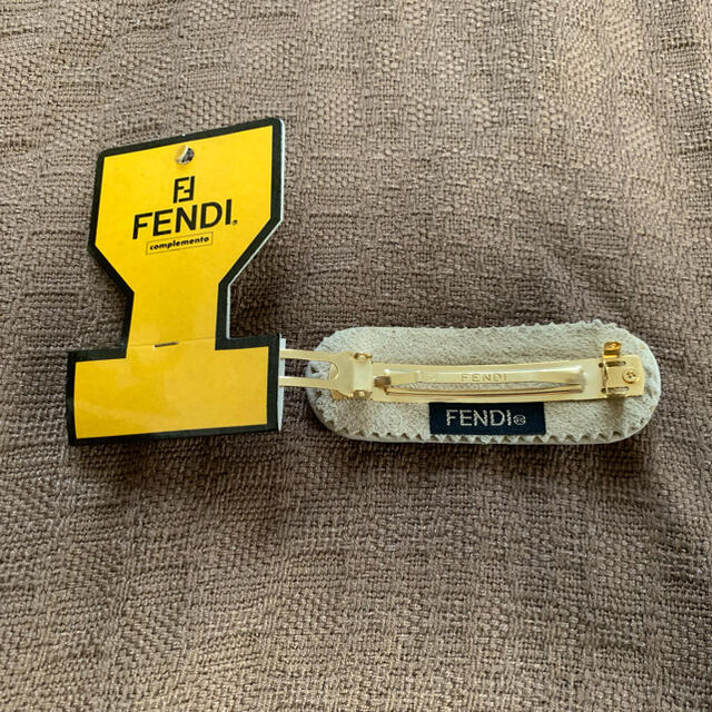 FENDI 髪留め　バレッタ　グレー 1