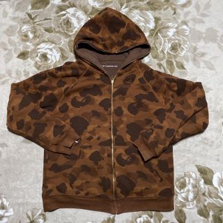 アベイシングエイプ(A BATHING APE)のAPE BAPE KAWS camo  迷彩　リバーシブル　パーカー　スウェット(パーカー)