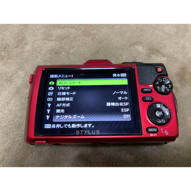 OLYMPUS(オリンパス)のオリンパス STYLUS TG-4 TOUGH スマホ/家電/カメラのカメラ(コンパクトデジタルカメラ)の商品写真