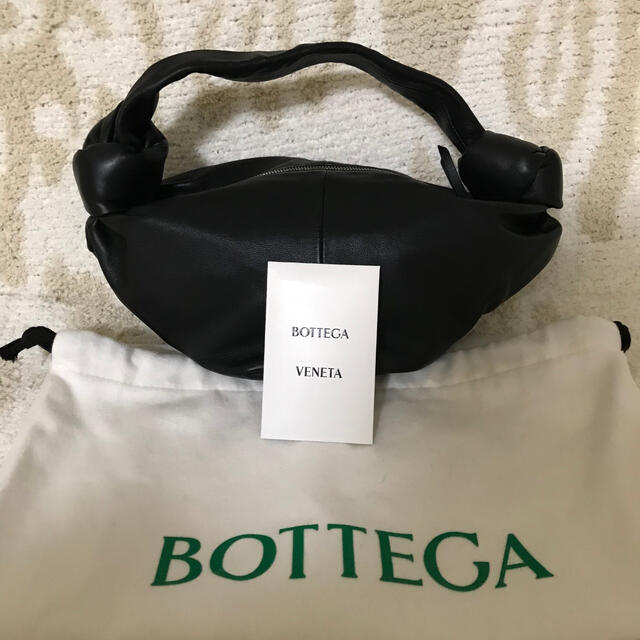 Bottega Veneta(ボッテガヴェネタ)の◆美品◆ボッテガヴェネタ Bottega Veneta ブラック 黒ダブルノット レディースのバッグ(ハンドバッグ)の商品写真