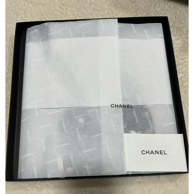 CHANEL(シャネル)のCHANELシュシュ&ツイリーセット　人気　新品未使用 レディースのファッション小物(バンダナ/スカーフ)の商品写真