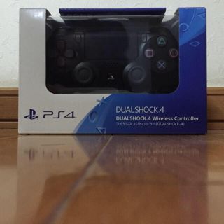 ソニー(SONY)のPS4 コントローラー 黒(家庭用ゲーム機本体)