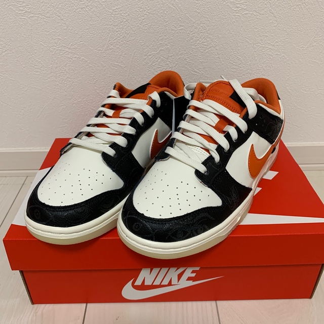 NIKE(ナイキ)のNIKE DUNK LOW プレミアム　ハロウィン　26㎝ メンズの靴/シューズ(スニーカー)の商品写真