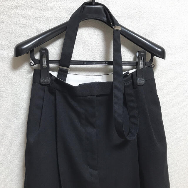 iirot イロット◇サスペンダータックパンツ 38 黒◇テーパードパンツ