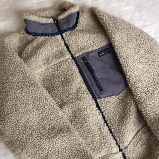 patagonia(パタゴニア)のPatagonia レトロX キッズ/ベビー/マタニティのキッズ服男の子用(90cm~)(ジャケット/上着)の商品写真