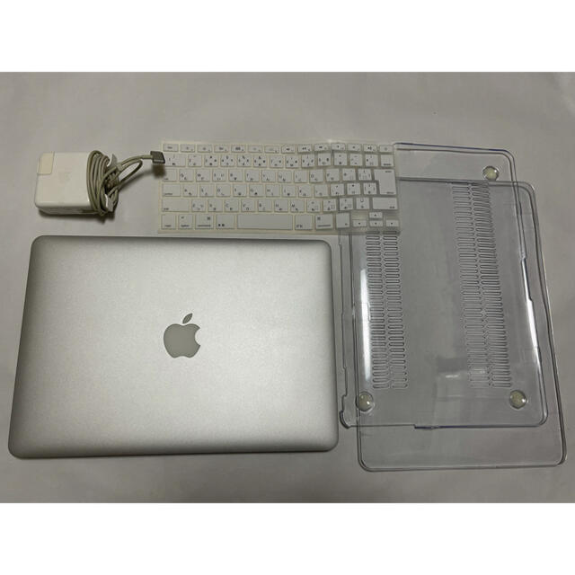 Apple(アップル)の【美品】MacBook Air 13inch 256GB 4GB Core i5 スマホ/家電/カメラのPC/タブレット(ノートPC)の商品写真