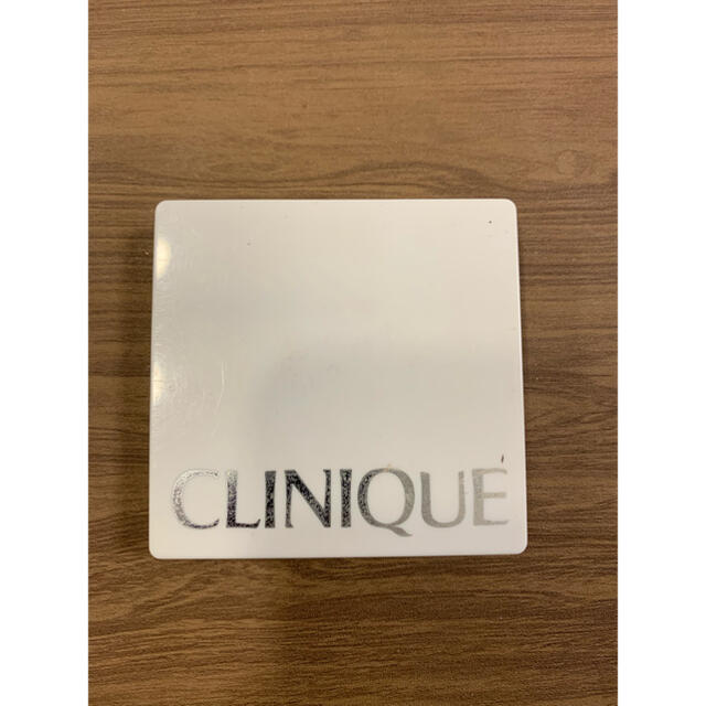 CLINIQUE(クリニーク)のCLINIQUE アイシャドウ コスメ/美容のベースメイク/化粧品(アイシャドウ)の商品写真