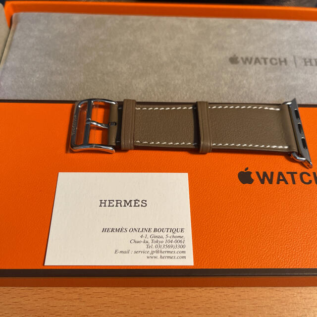 Hermes(エルメス)の超希少エトゥープ　HERMES Apple Watch レザーストラップ メンズの時計(レザーベルト)の商品写真