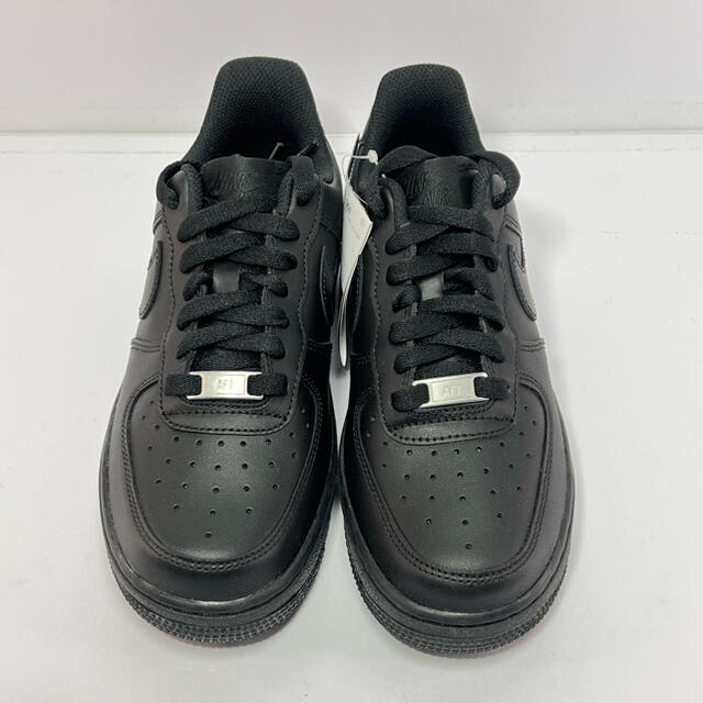 NIKE(ナイキ)の23.5【新品】ナイキ ウィメンズ エアフォース 1  黒 DD8959-001 レディースの靴/シューズ(スニーカー)の商品写真