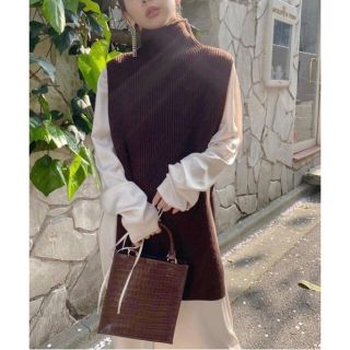 アメリヴィンテージ(Ameri VINTAGE)の【puuu様専用】VEST LAYERED SHIRT DRESS(ロングワンピース/マキシワンピース)