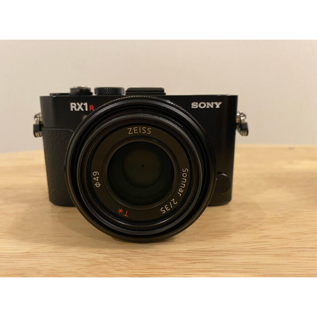 SONY(ソニー)のSONY Cyber−Shot RX DSC-RX1RM2 スマホ/家電/カメラのカメラ(コンパクトデジタルカメラ)の商品写真