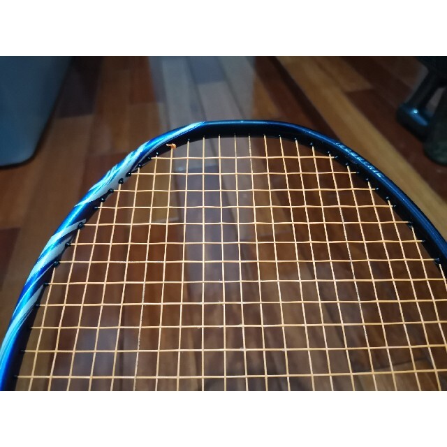 YONEX(ヨネックス)のアストロクス100zz（YONEX　バドミントンラケット） スポーツ/アウトドアのスポーツ/アウトドア その他(バドミントン)の商品写真