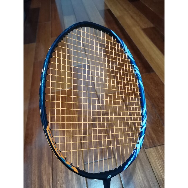 YONEX(ヨネックス)のアストロクス100zz（YONEX　バドミントンラケット） スポーツ/アウトドアのスポーツ/アウトドア その他(バドミントン)の商品写真